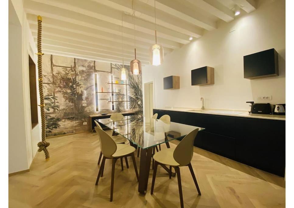 Sweet Time Venice, Luxury San Marco Frezzaria Apt! מראה חיצוני תמונה