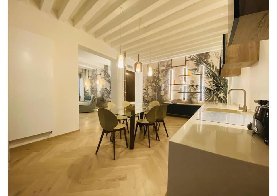 Sweet Time Venice, Luxury San Marco Frezzaria Apt! מראה חיצוני תמונה