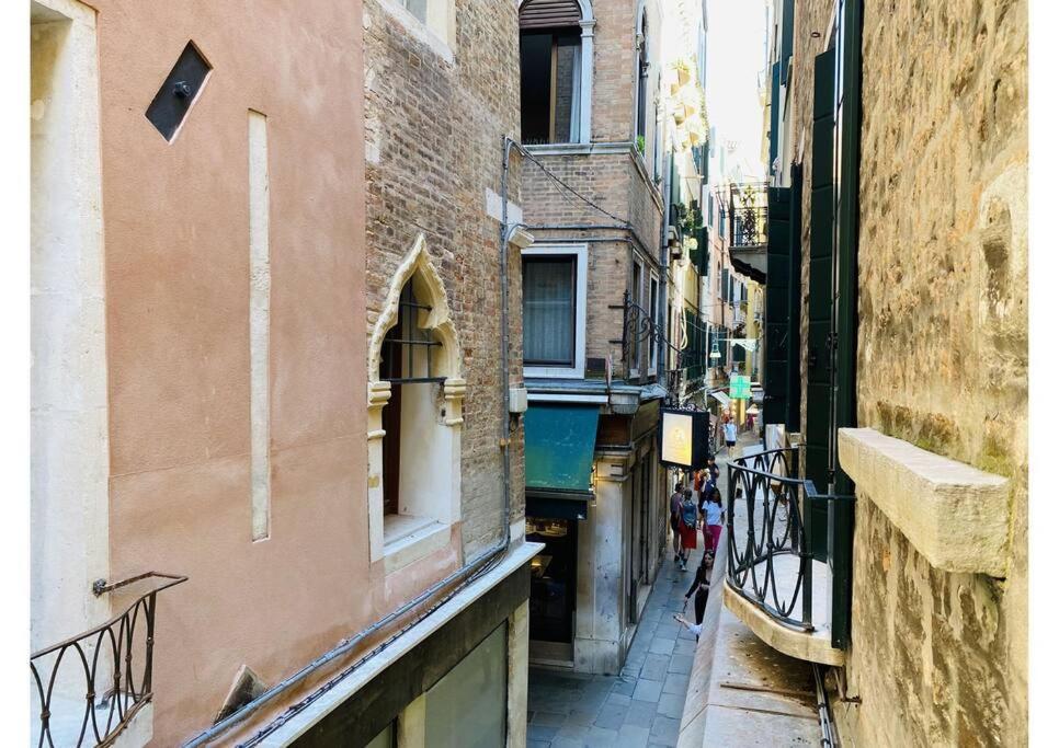 Sweet Time Venice, Luxury San Marco Frezzaria Apt! מראה חיצוני תמונה